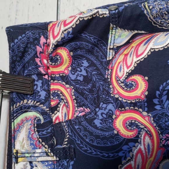 Croft & Barrow Classic fit skort - Picture 4 of 9